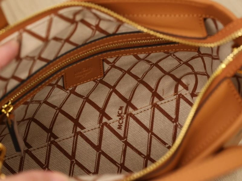 MCM Shopping Bags Premium 89677