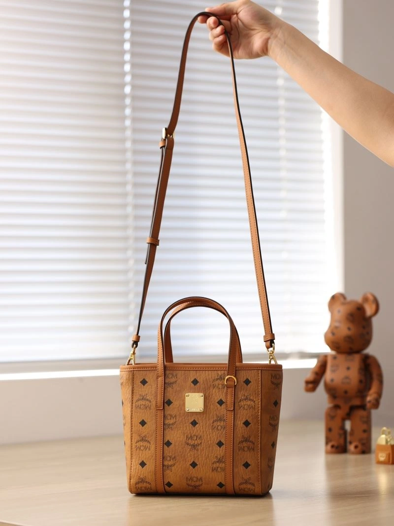 MCM Shopping Bags Sophisticated 89671