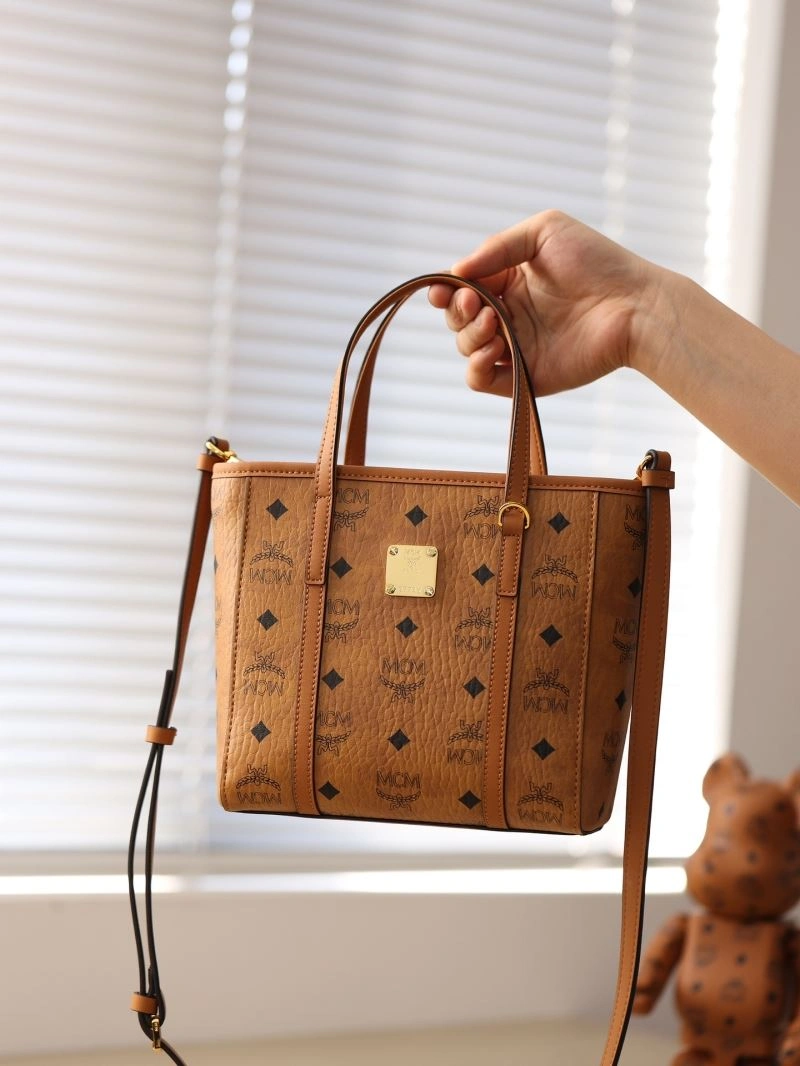 MCM Shopping Bags Sophisticated 89671