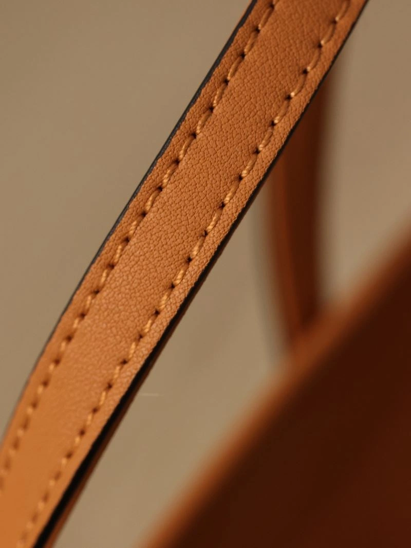 MCM Shopping Bags Sophisticated 89671