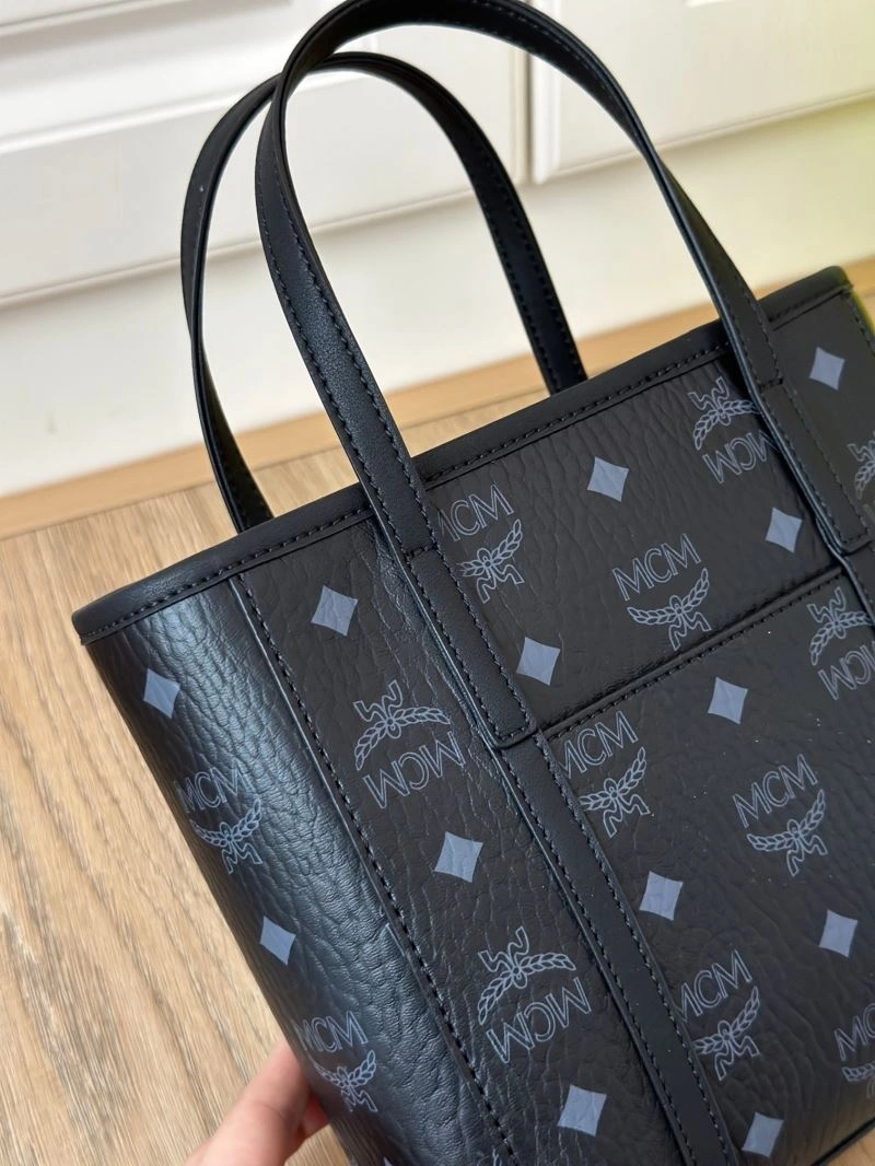 MCM Shopping Bags StreetReady 89673