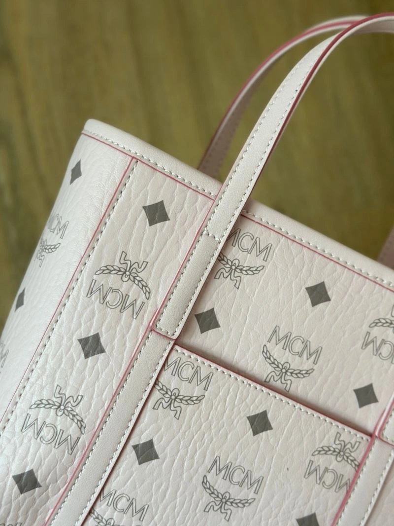 MCM Shopping Bags Comfortable 89713