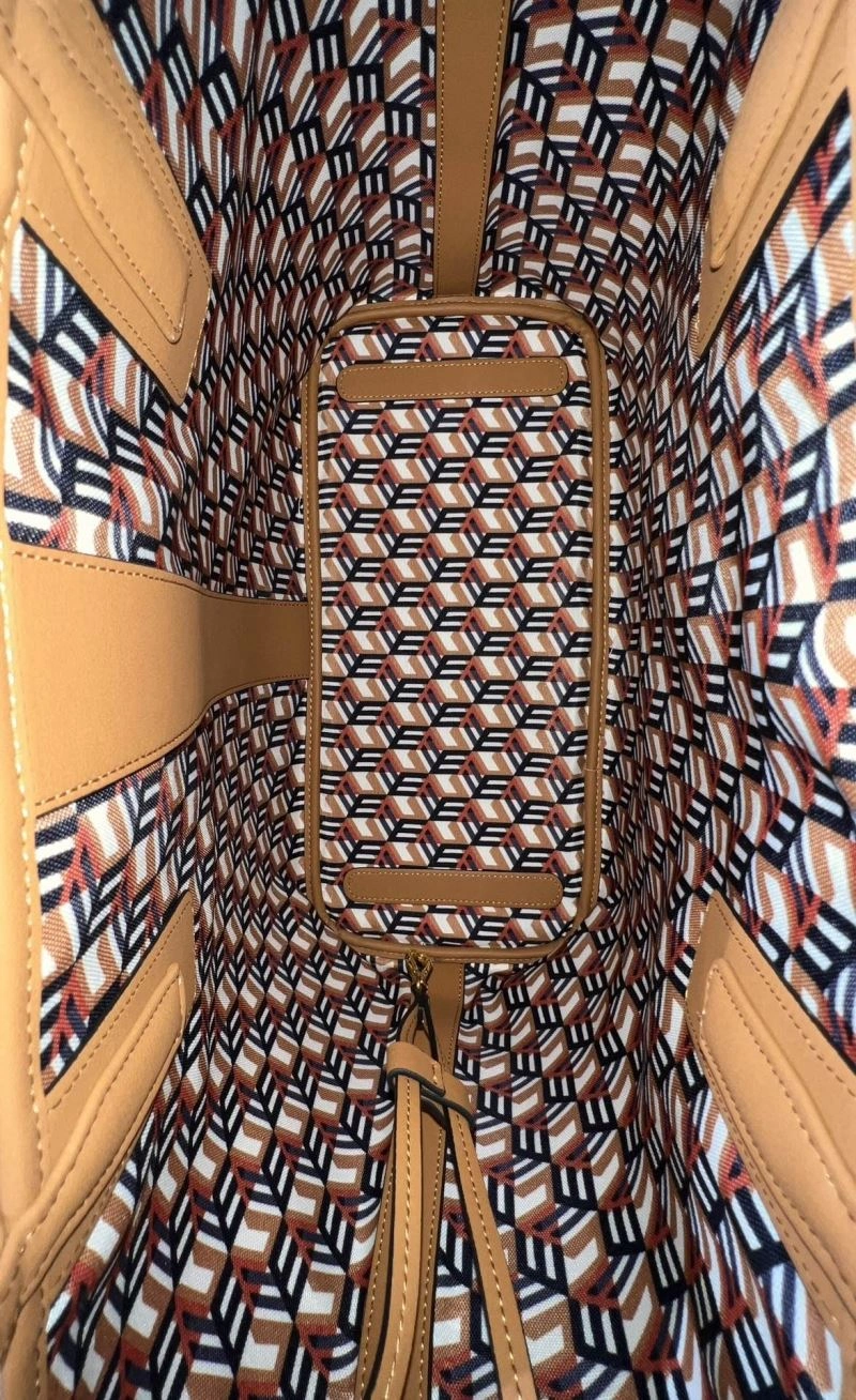Trendsetting MCM Shopping Bags 89667