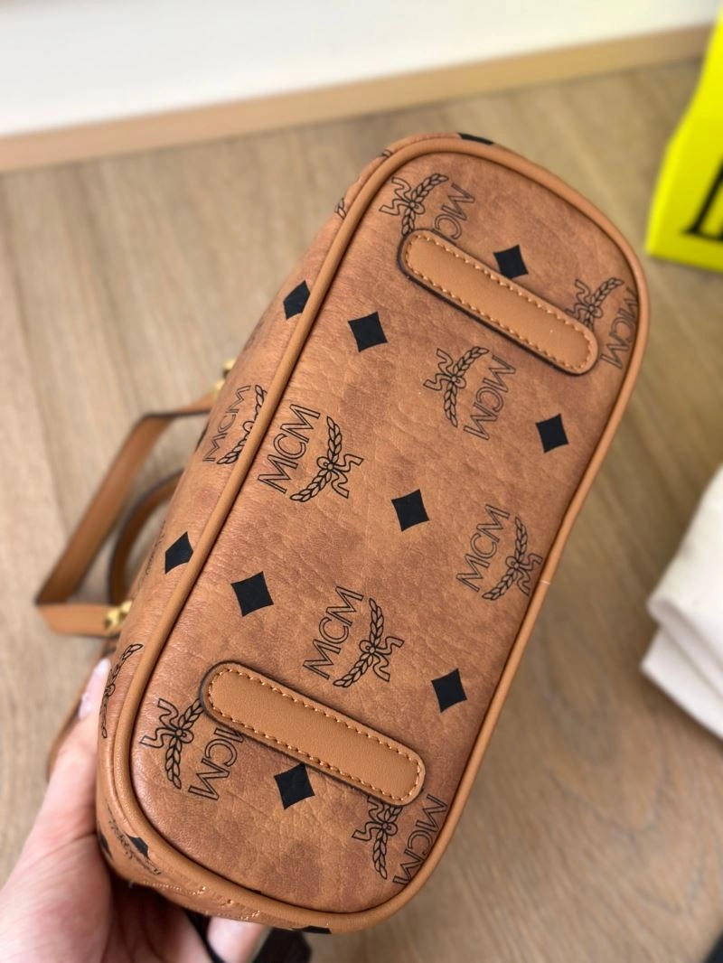 SmoothTexture MCM Shopping Bags 89692