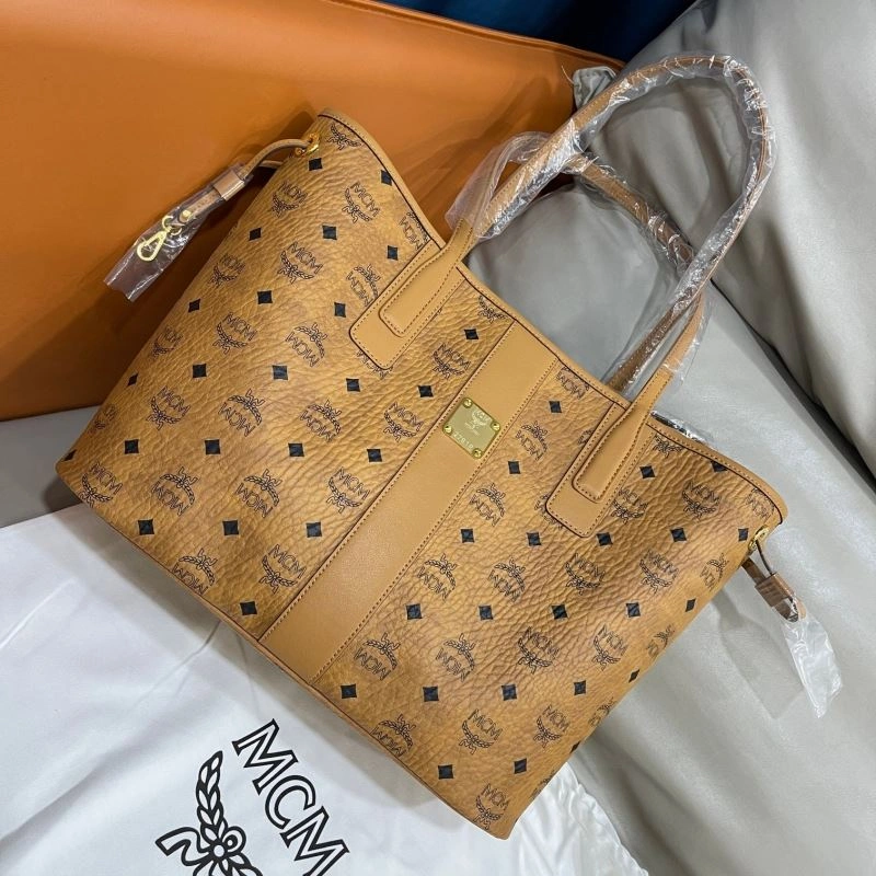 MCM Shopping Bags Compact 89652