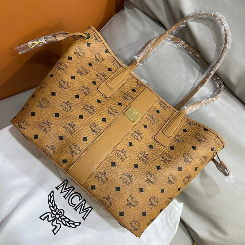 MCM Shopping Bags Compact 89652