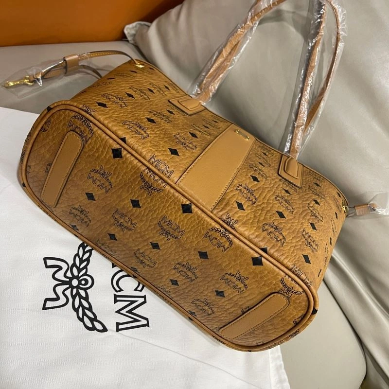 MCM Shopping Bags Versatile 89649