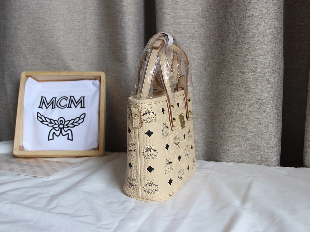 MCM Shopping Bags Reliable 90451