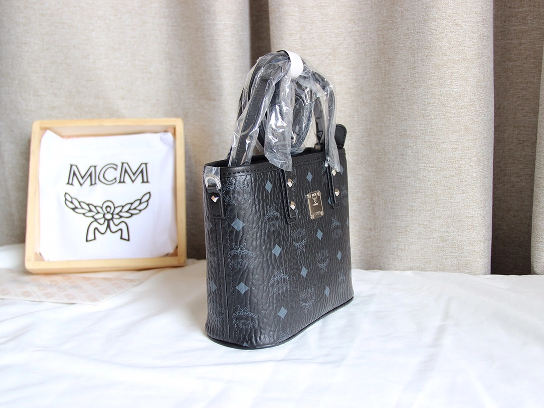 MCM Shopping Bags ModernLook 90457