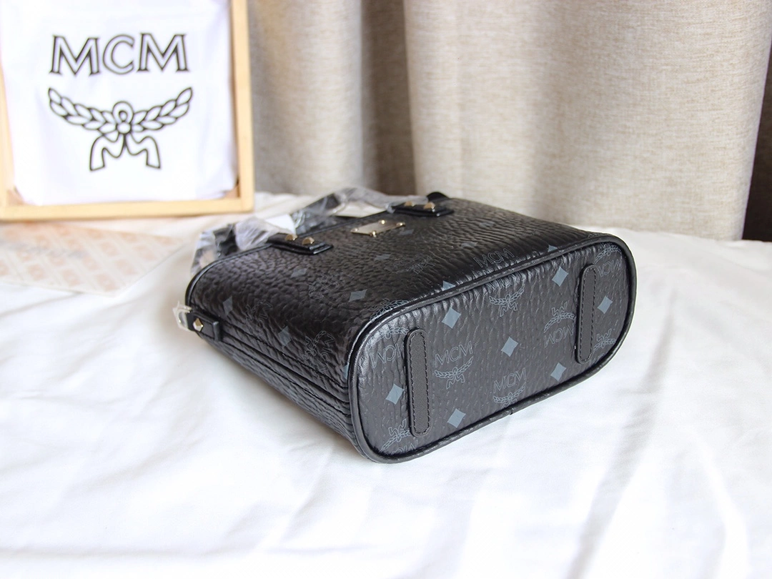 MCM Shopping Bags ModernLook 90457