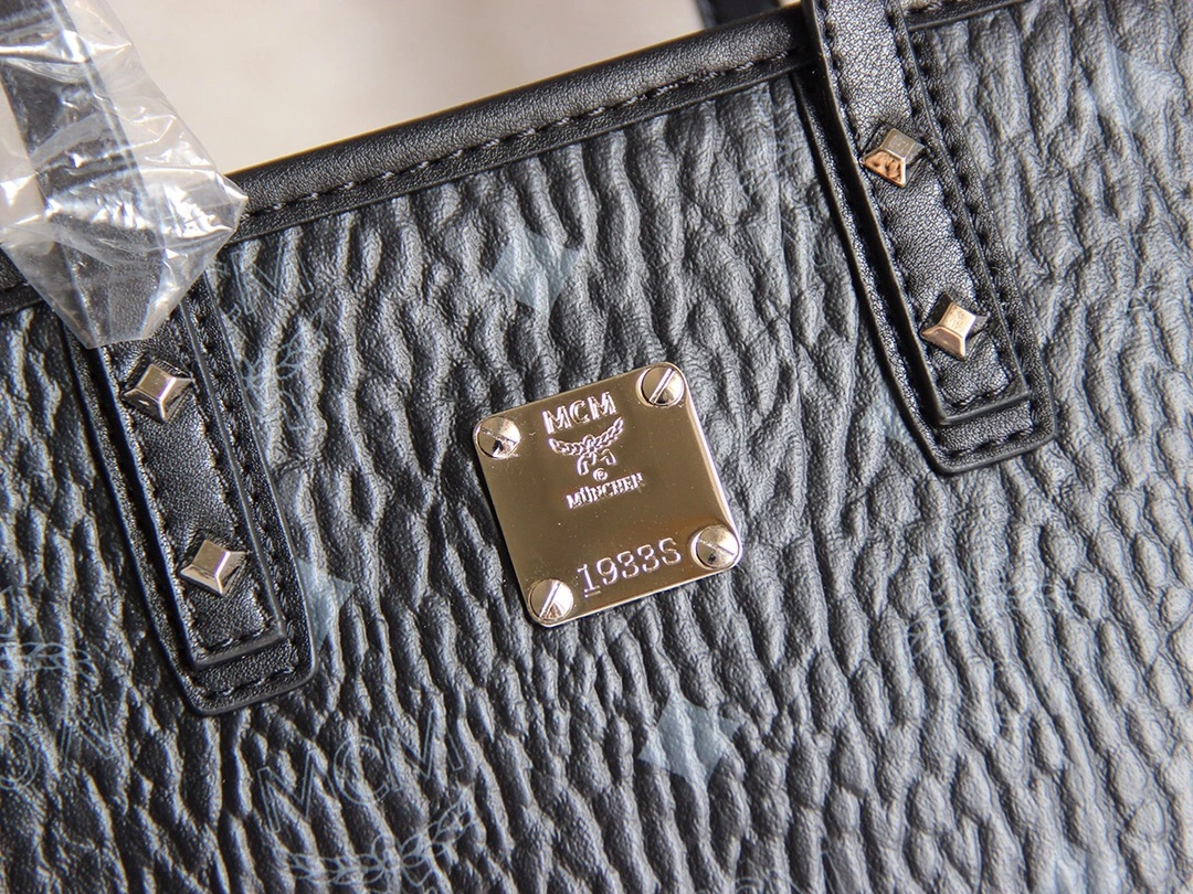 MCM Shopping Bags ModernLook 90457