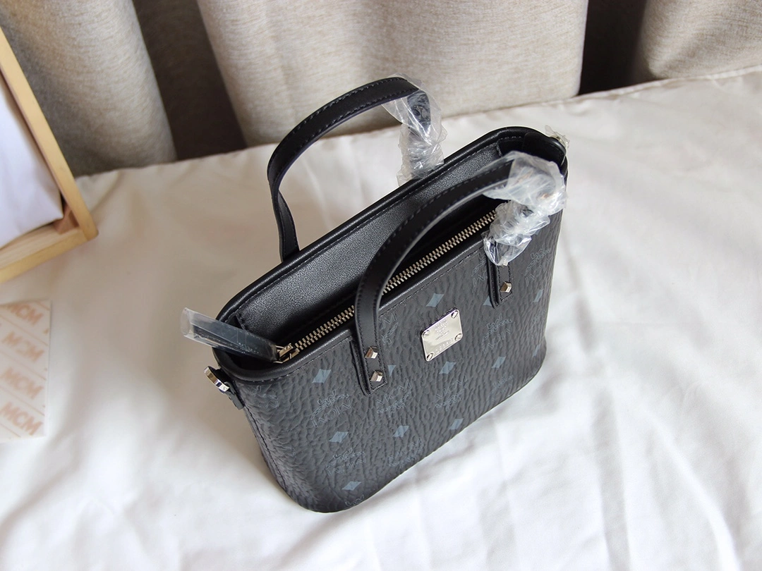 MCM Shopping Bags ModernLook 90457