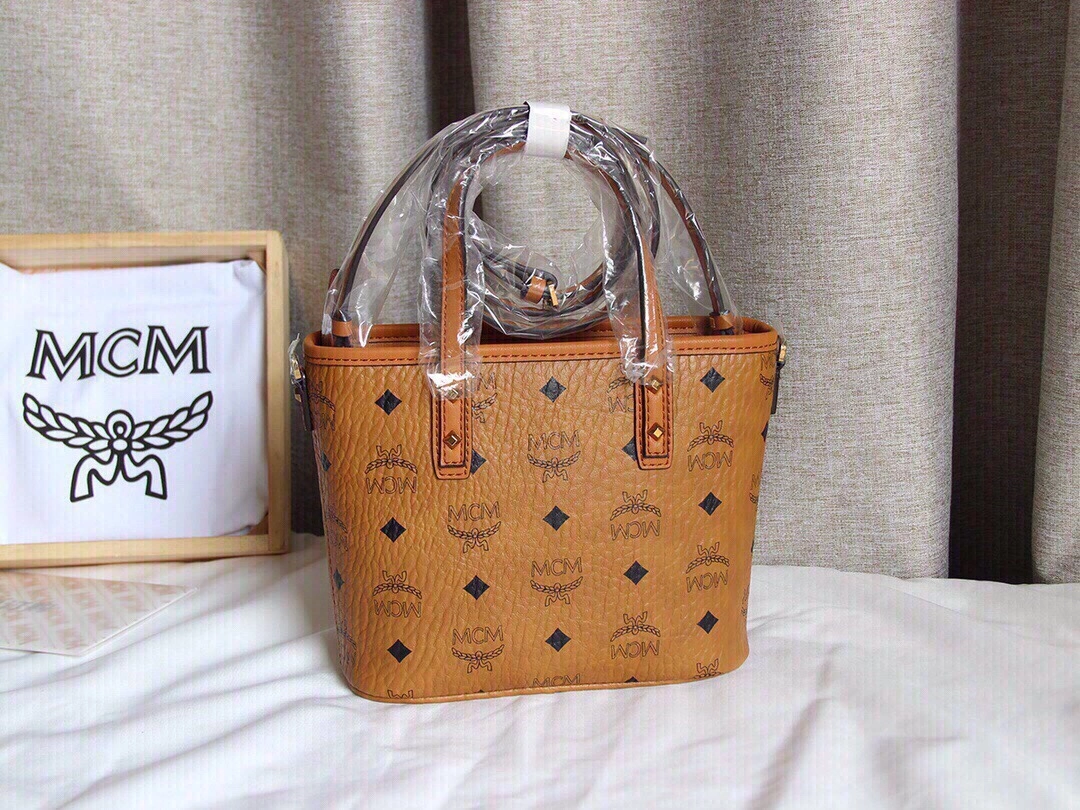 MCM Shopping Bags Seasonal 90456