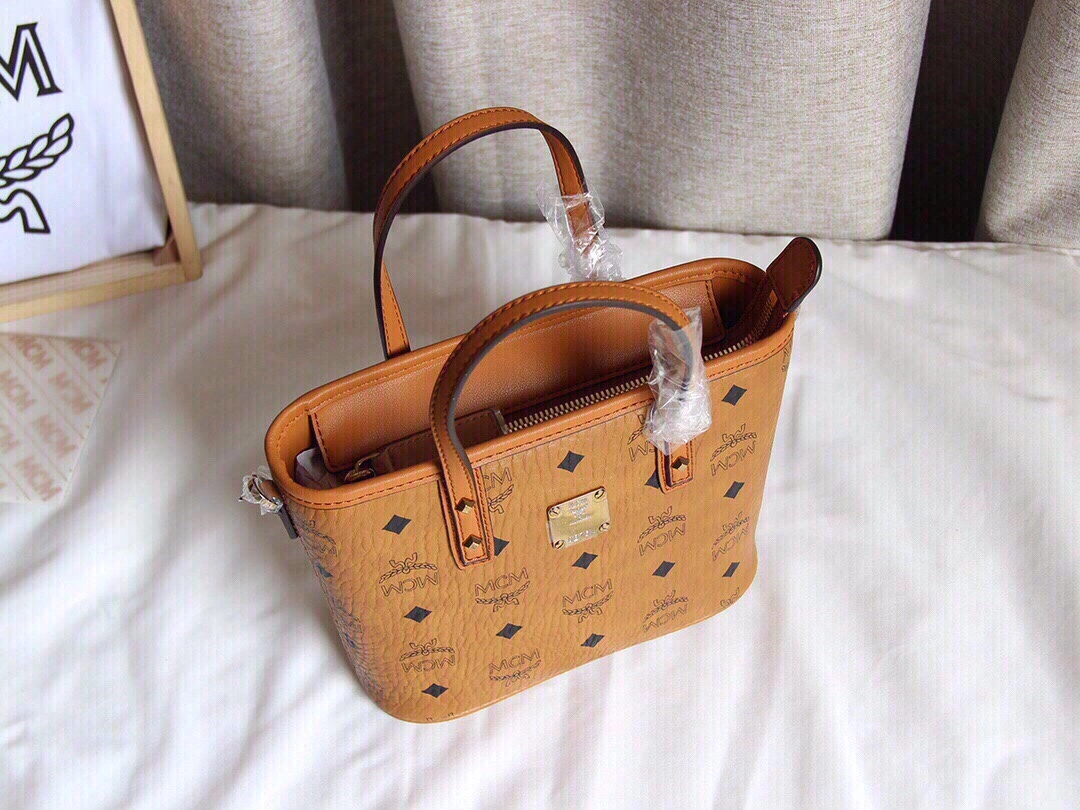 MCM Shopping Bags Seasonal 90456