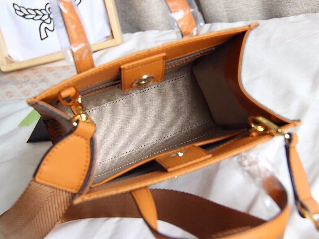 MCM Shopping Bags Unisex 90454