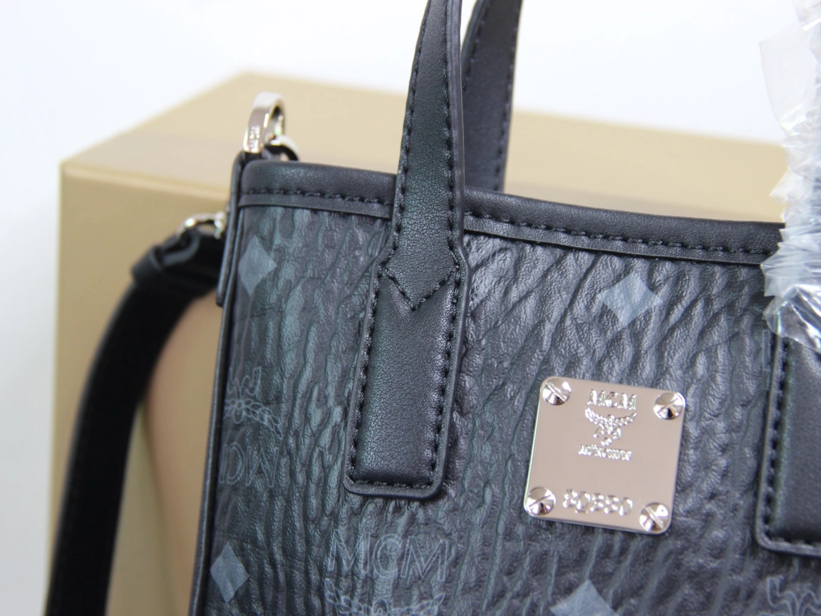 MCM Shopping Bags GoAnywhere 90449