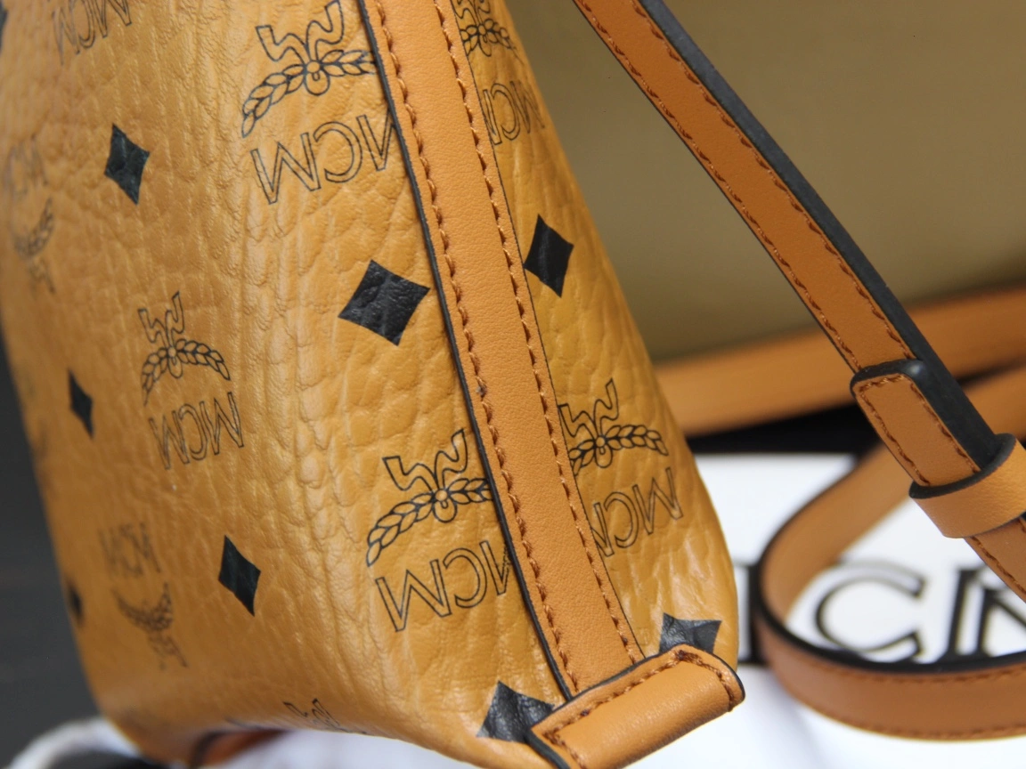 FreshLook MCM Shopping Bags 90446