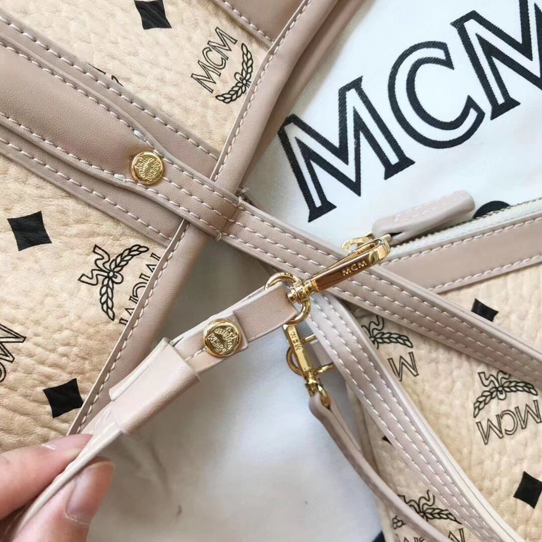 BestValue MCM Shopping Bags 79035