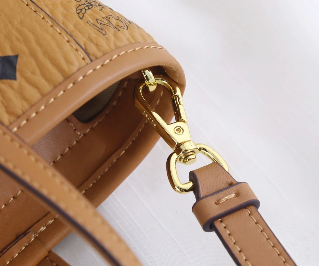 MCM Shopping Bags Sophisticated 90439