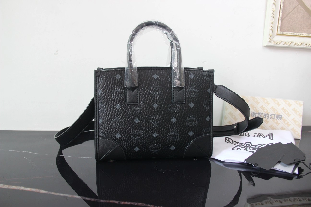 MCM Shopping Bags Comfortable 90440