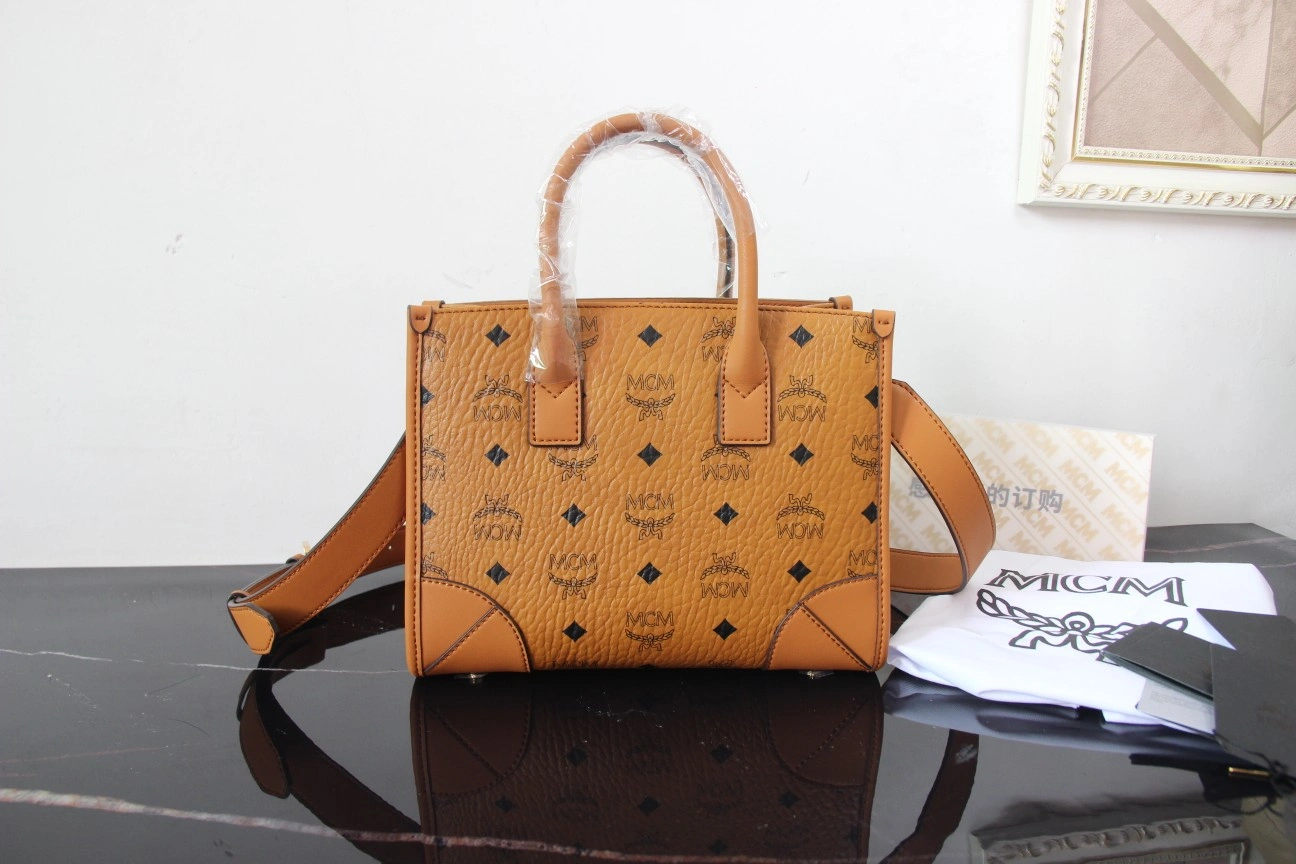 MCM Shopping Bags Snug 79040