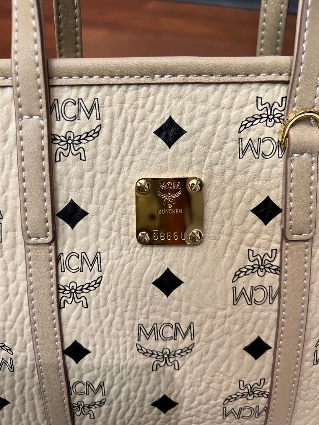 TechFriendly MCM Shopping Bags 90429
