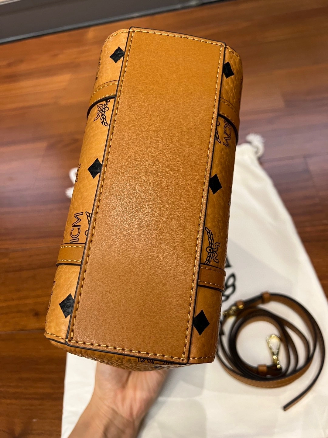MCM Shopping Bags ModernLook 90425