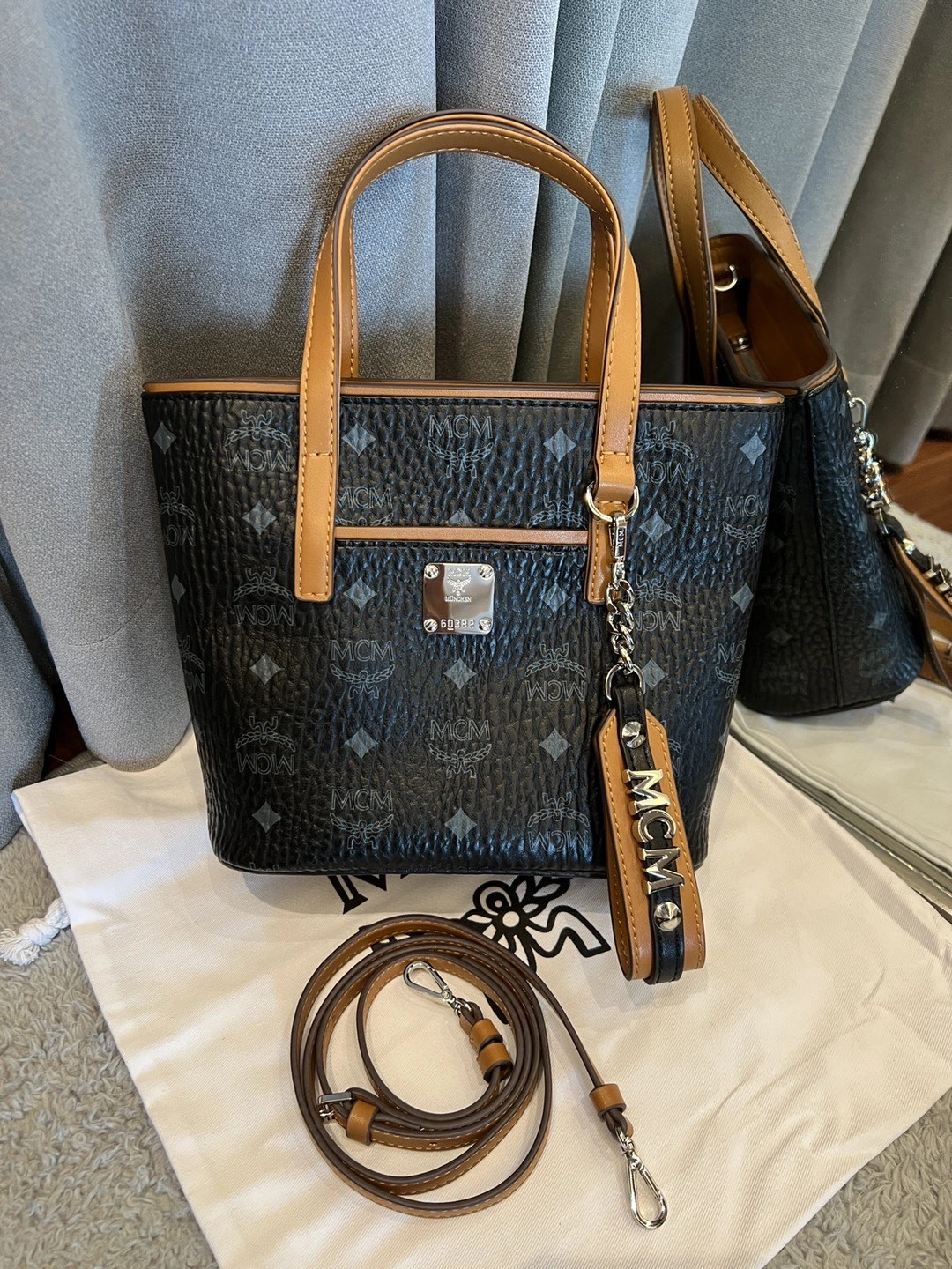Comfortable MCM Shopping Bags 90424