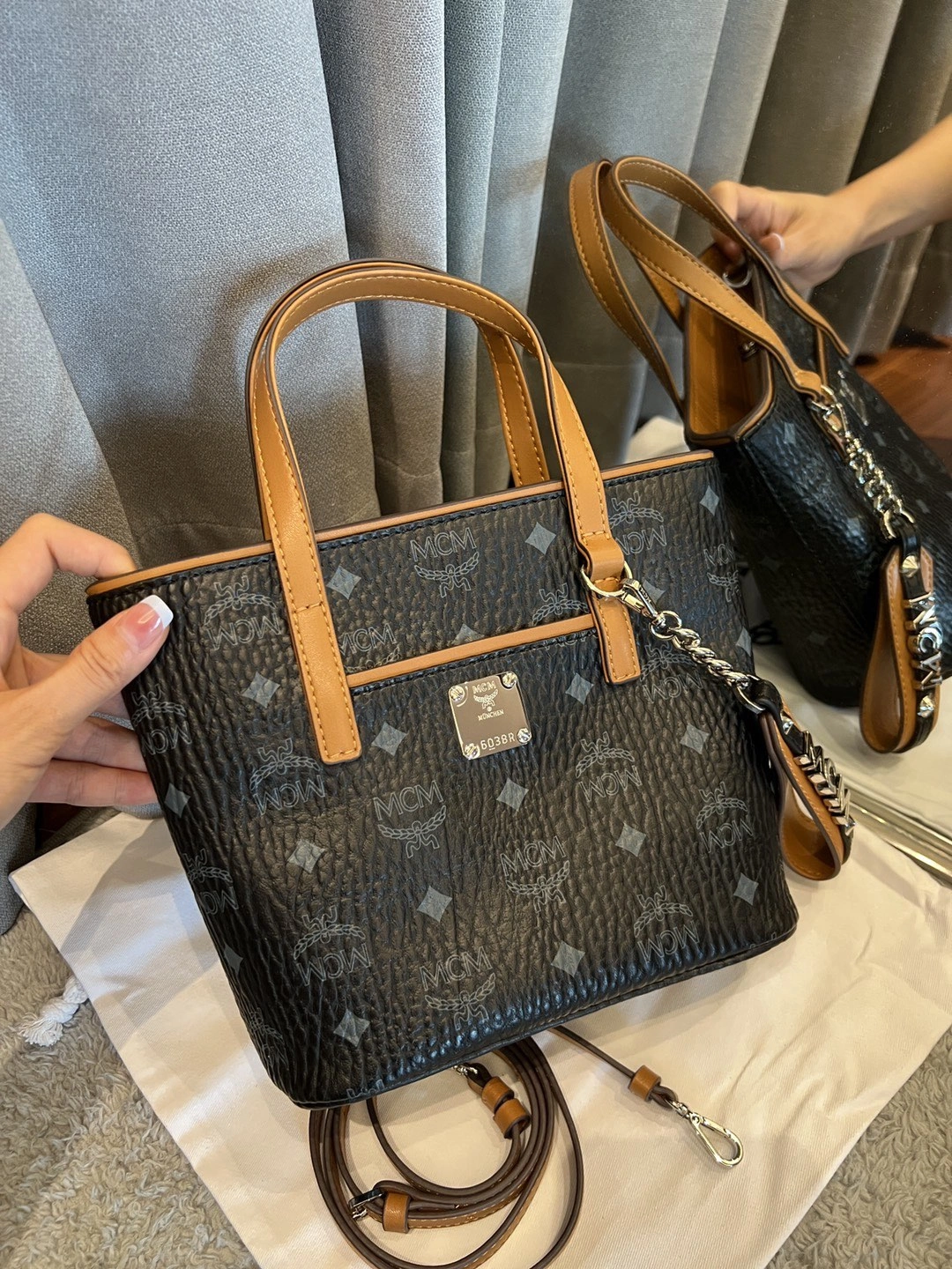 Comfortable MCM Shopping Bags 90424
