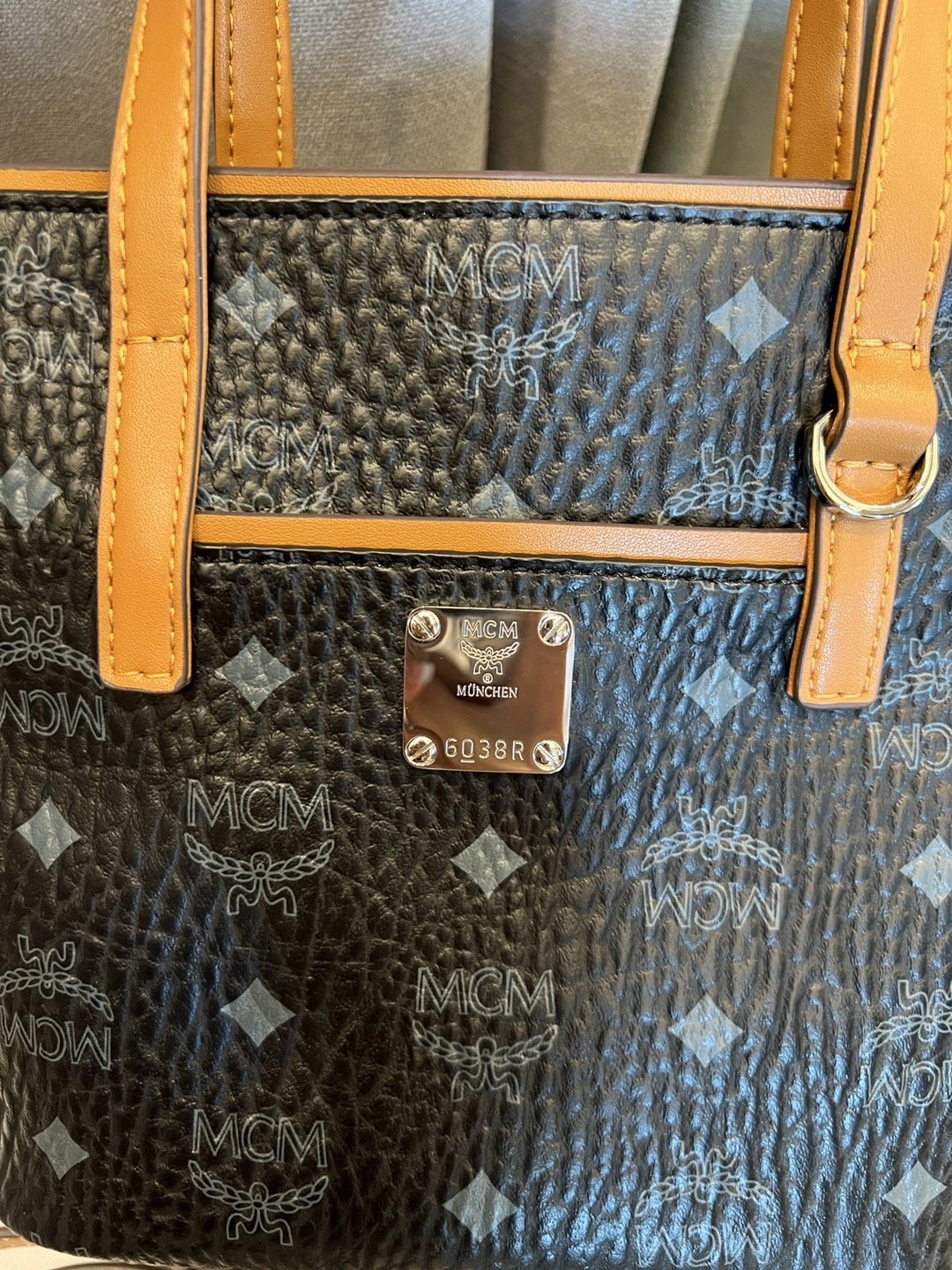 Comfortable MCM Shopping Bags 90424