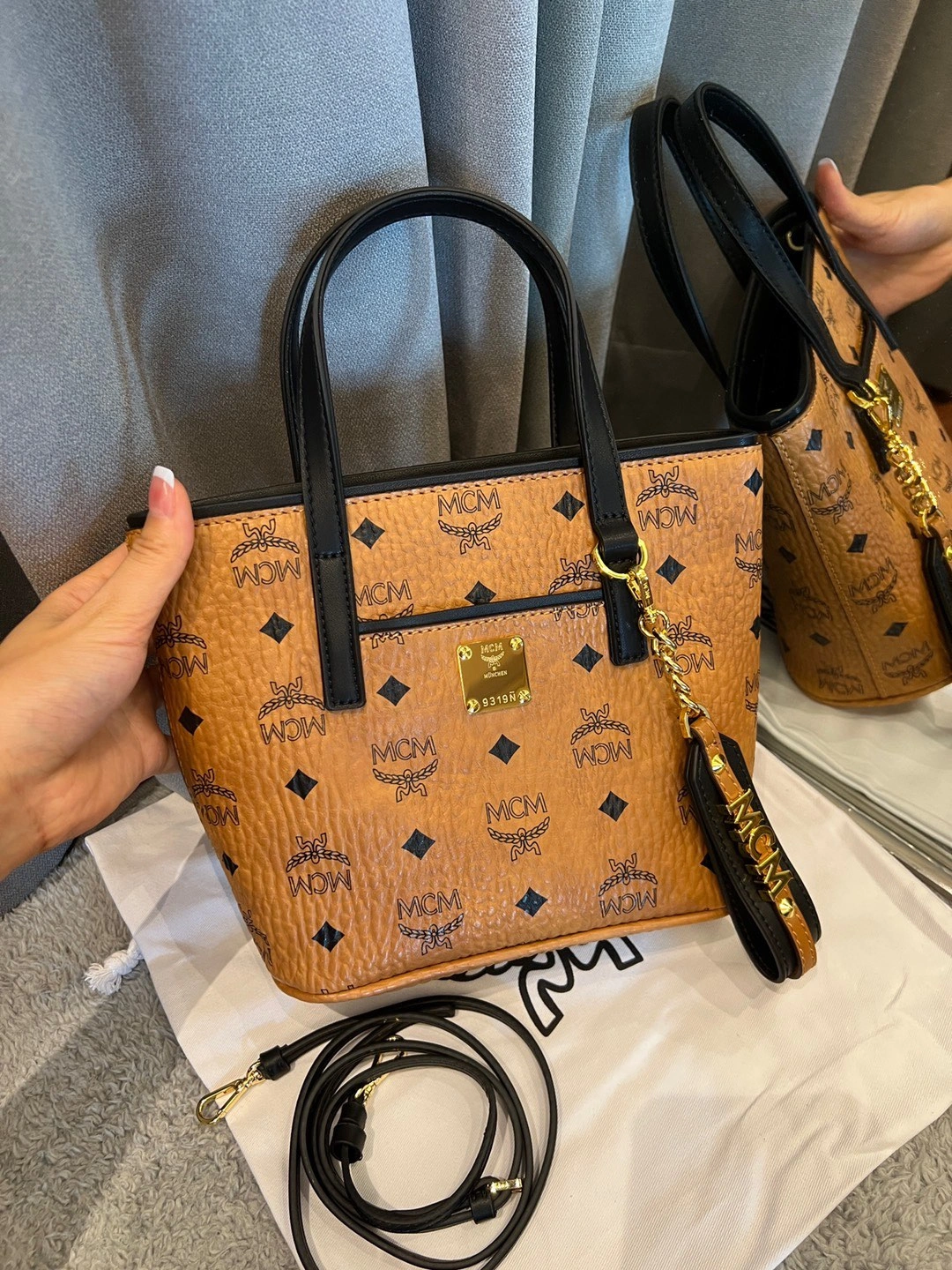 Affordable MCM Shopping Bags 90435