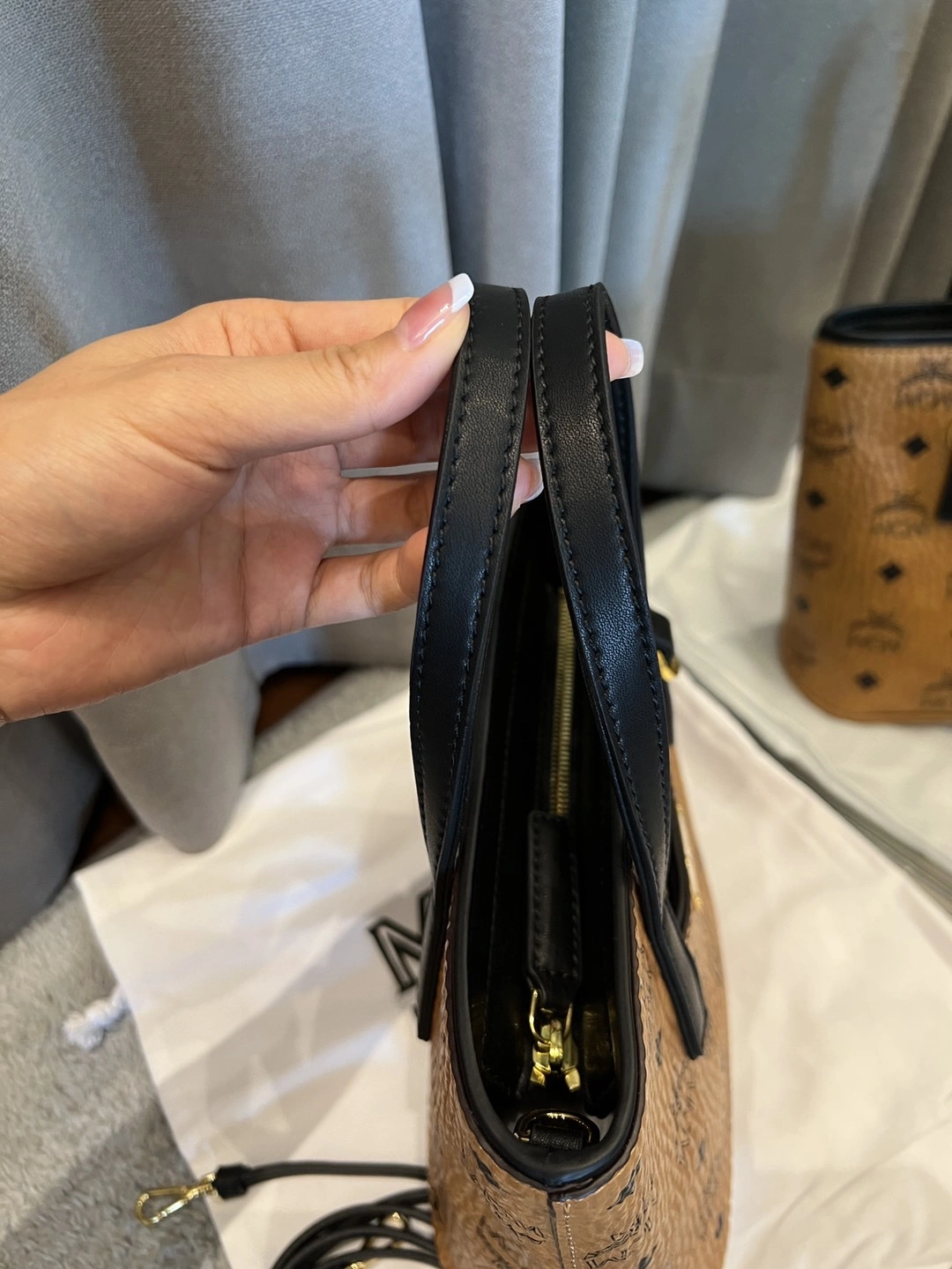 Affordable MCM Shopping Bags 90435