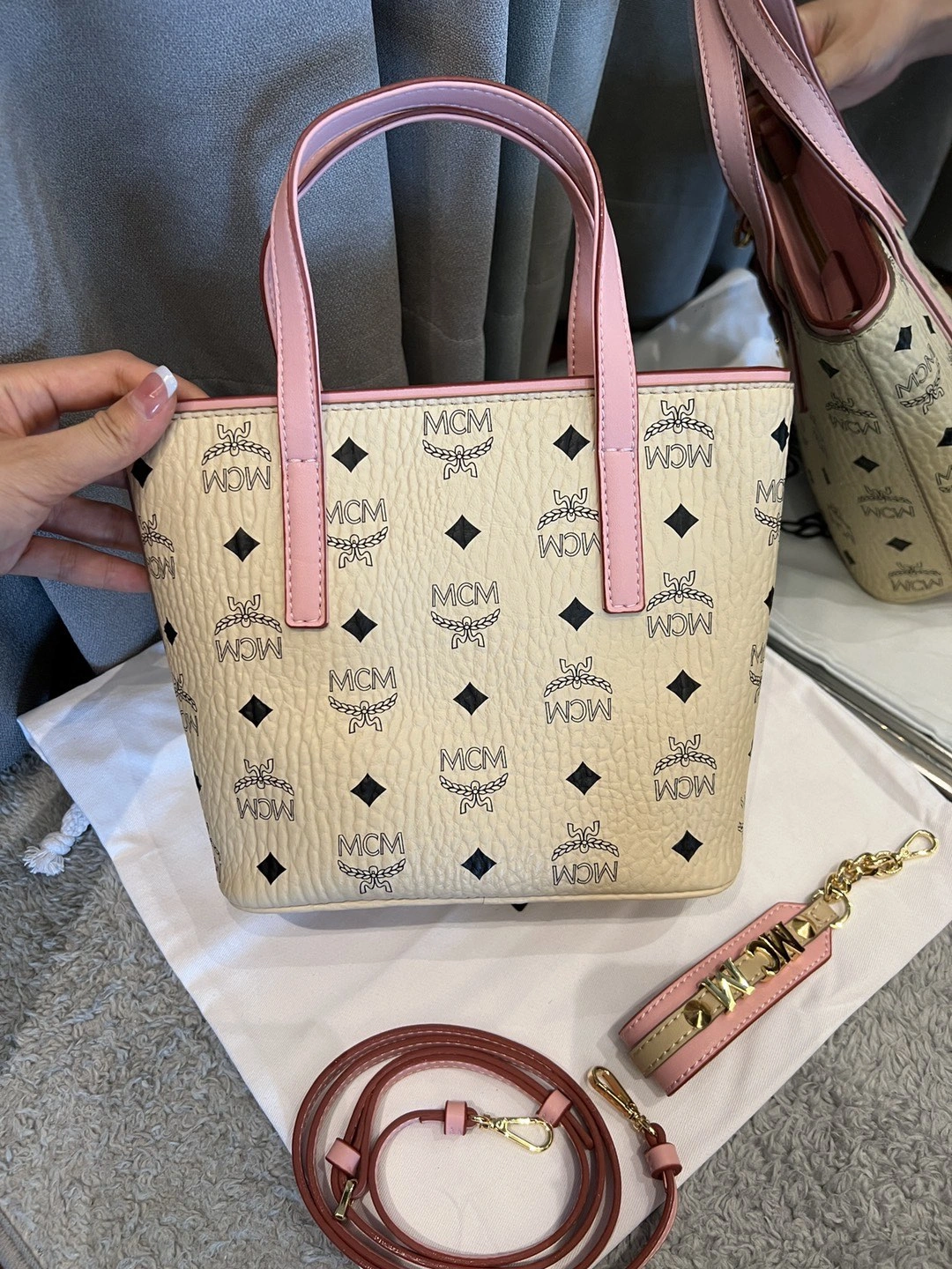 Compact MCM Shopping Bags 90430