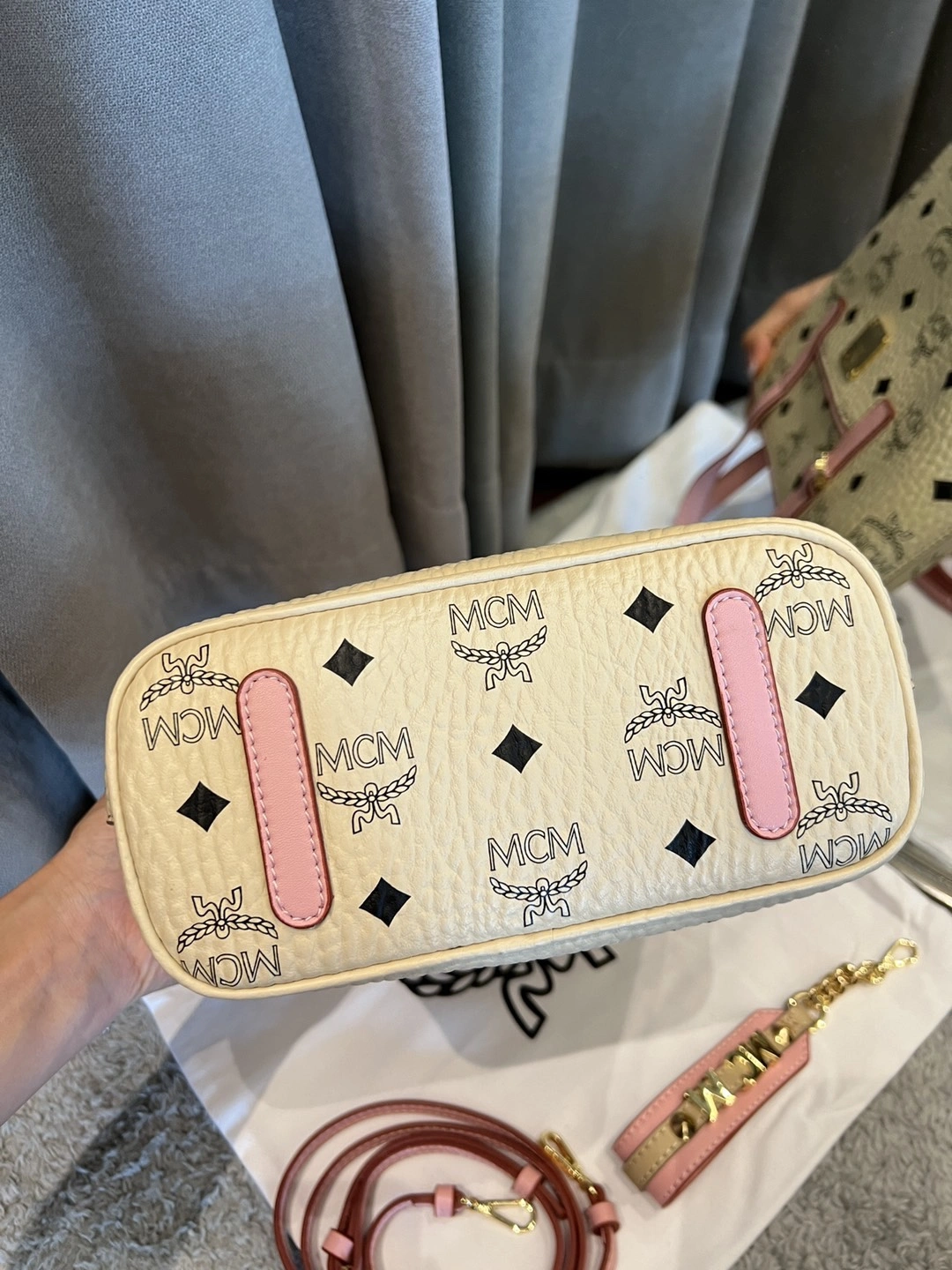 Compact MCM Shopping Bags 90430
