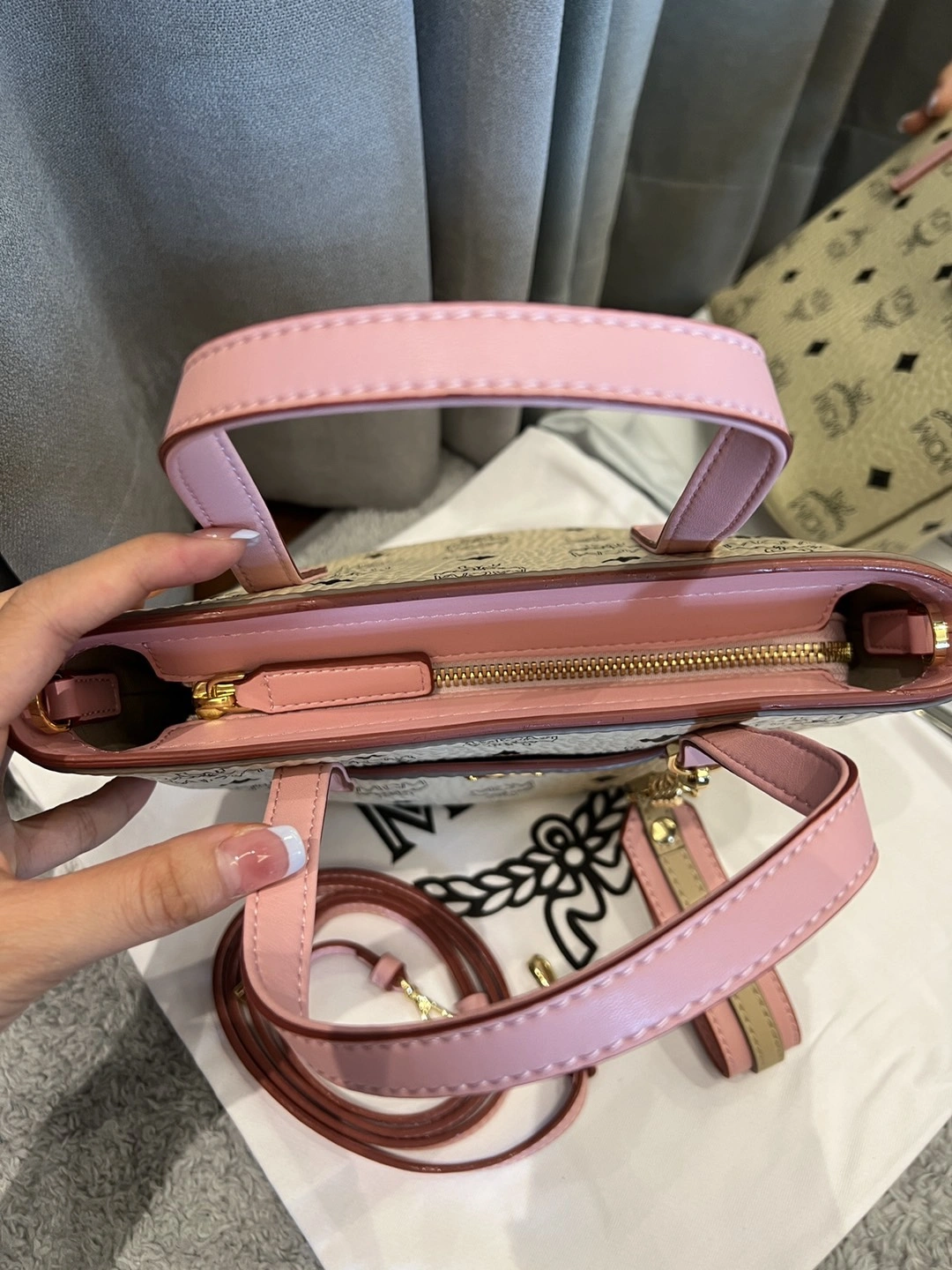 Compact MCM Shopping Bags 90430