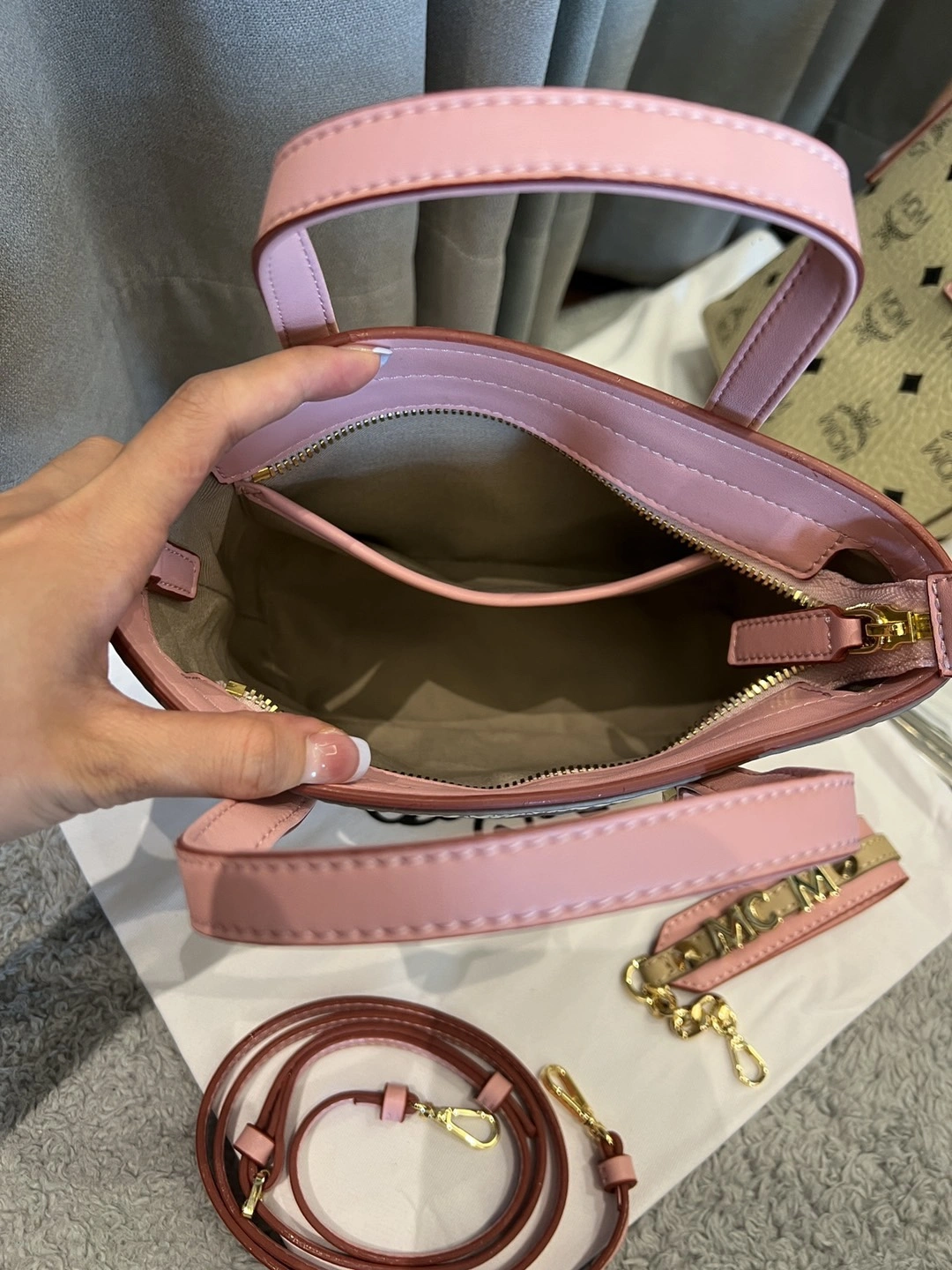 Compact MCM Shopping Bags 90430