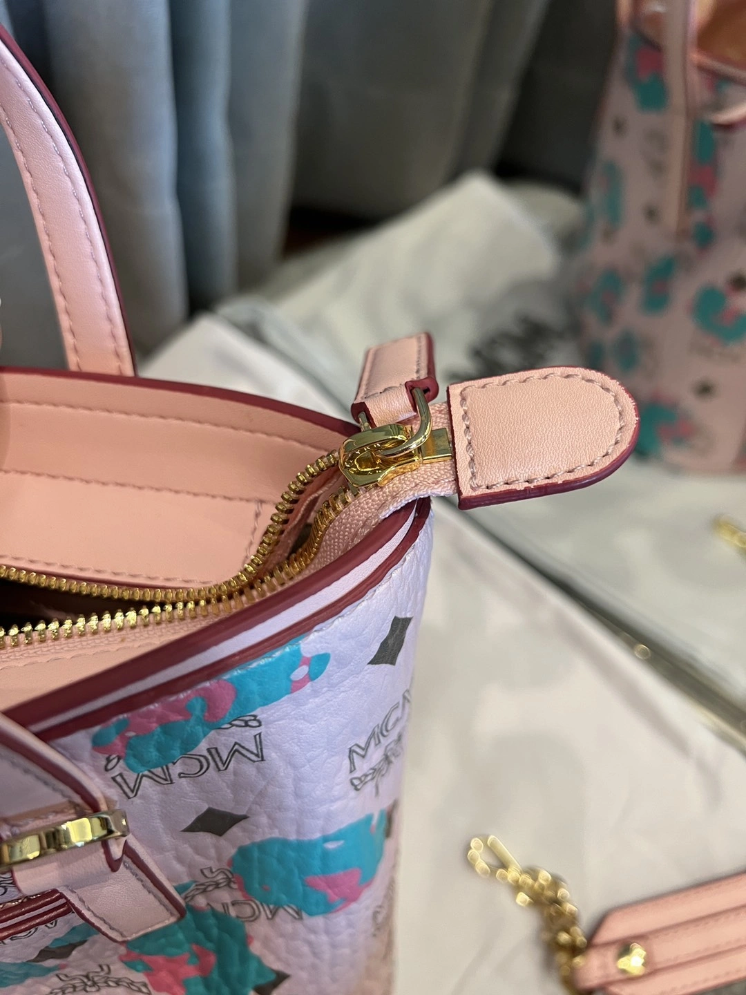 Versatile MCM Shopping Bags 90455