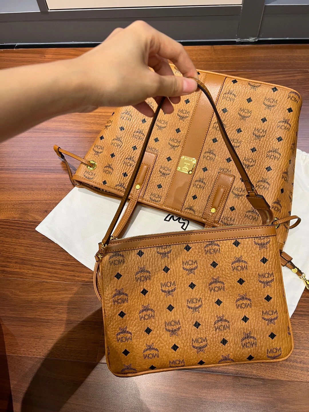 MCM Shopping Bags Sporty 78840