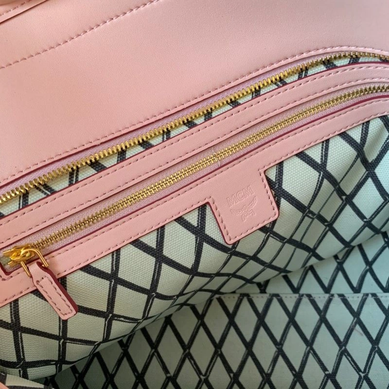 SmoothTexture MCM Shopping Bags 90364