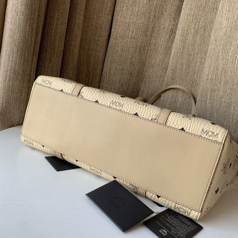 Bold MCM Shopping Bags 90346