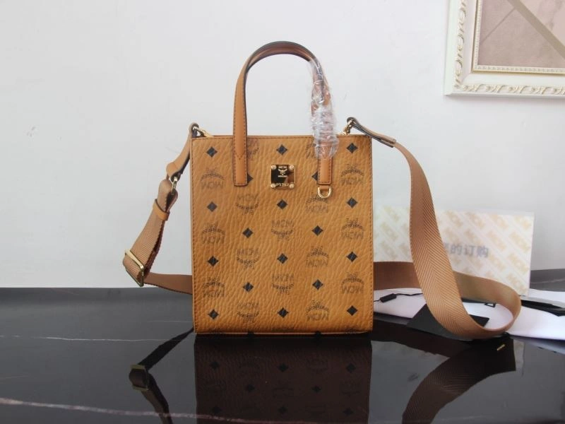 MCM Shopping Bags Effortless 90360