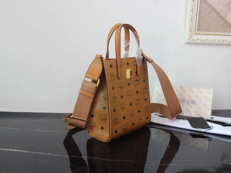 MCM Shopping Bags Effortless 90360