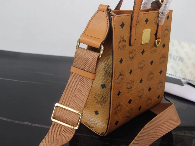 MCM Shopping Bags Effortless 90360