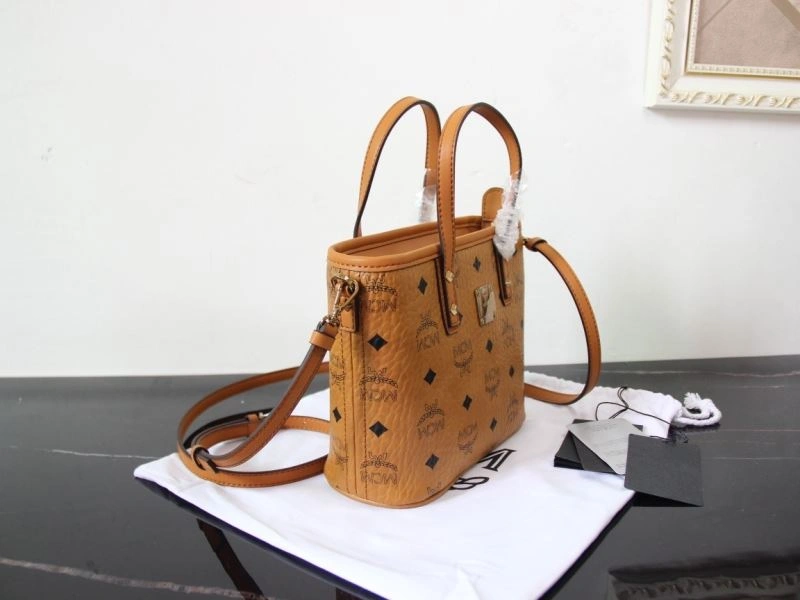 Neat MCM Shopping Bags 90377