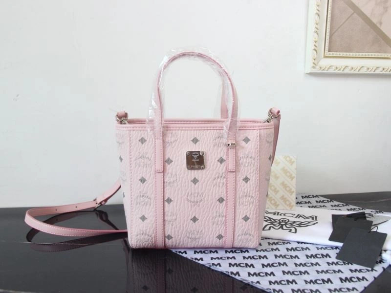 MCM Shopping Bags Resilient 90354
