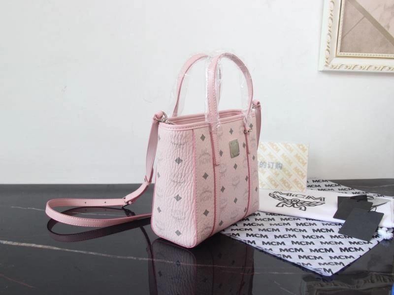 MCM Shopping Bags Resilient 90354
