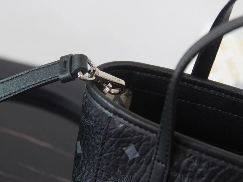 MCM Shopping Bags Timeless 90380