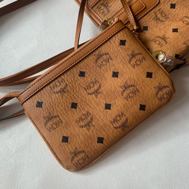 MCM Shopping Bags Comfortable 89744