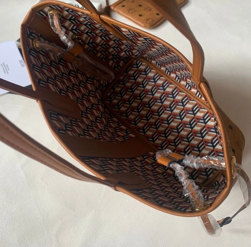 MCM Shopping Bags Comfortable 89744