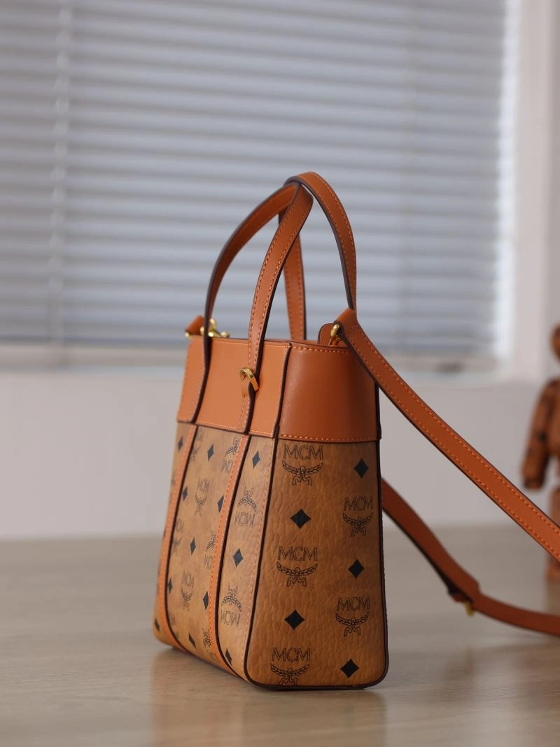 MCM Shopping Bags OnTrend 89747